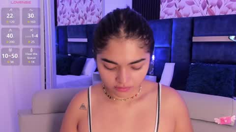 Snapshot of giselamaru chatting on 01/27/25, 11:32     online show from 01/27/25, 11:32