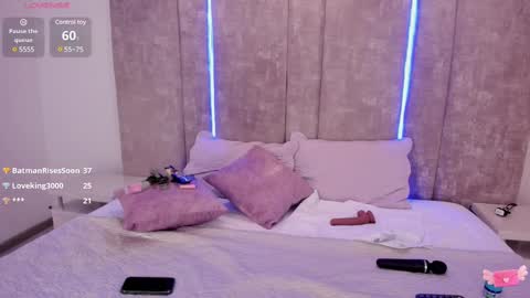 Snapshot of giselamaru chatting on 03/08/25, 01:57     online show from 03/08/25, 01:57