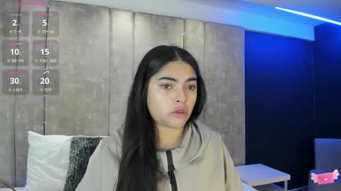 Snapshot of giselamaru chatting on 09/26/25, 09:13     online show from 09/26/25, 09:13