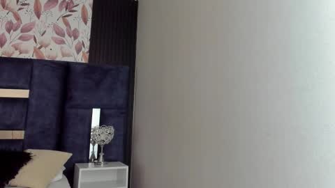 Snapshot of giselamaru chatting on 10/01/25, 10:10     online show from 10/01/25, 10:10