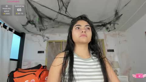 Snapshot of giselamaru chatting on 11/02/25, 11:12 online show from 11/02/25, 11:12