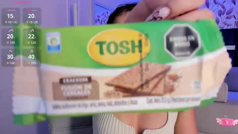 Snapshot of giselamaru chatting on 11/29/25, 03:04 online show from 11/29/25, 03:04