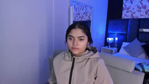 Snapshot of giselamaru chatting on 12/02/25, 10:31 online show from 12/02/25, 10:31