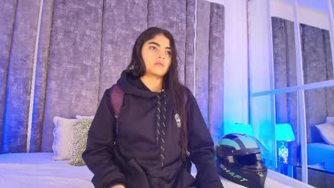 Snapshot of giselamaru chatting on 03/31/26, 10:48 online show from 03/31/26, 10:48