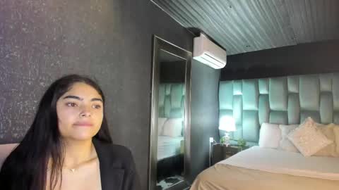     online show from 06/08/26, 12:38