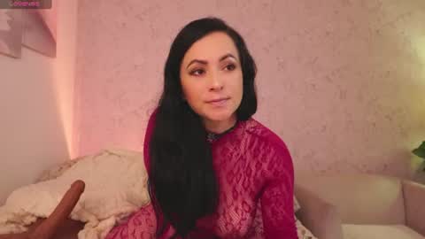 Snapshot of giselle_smiith1 chatting on 06/16/26, 05:48 Giselle online show from 06/16/26, 05:48