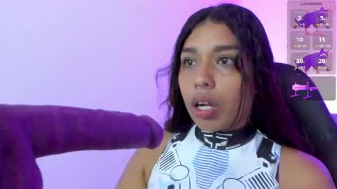 Snapshot of giselle_upp chatting on 09/28/25, 06:57 Giselle online show from 09/28/25, 06:57