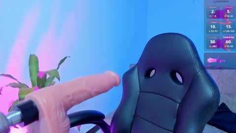 Snapshot of giselle_upp chatting on 04/05/26, 01:36 Giselle online show from 04/05/26, 01:36