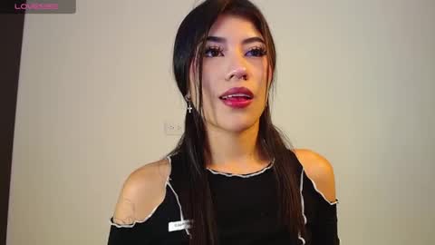 Snapshot of giselleblare chatting on 02/19/25, 09:06 giselleblare online show from 02/19/25, 09:06