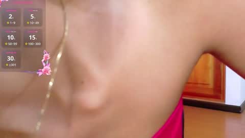 Snapshot of giselleclair chatting on 01/07/26, 04:04 giselleclair online show from 01/07/26, 04:04