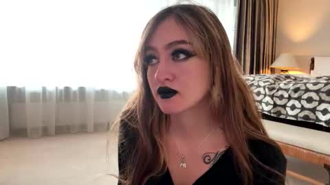 Snapshot of giselx_xx chatting on 03/23/26, 04:55 GISEL online show from 03/23/26, 04:55