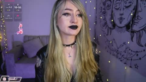 Snapshot of giselx_xx chatting on 04/04/26, 10:40 GISEL online show from 04/04/26, 10:40