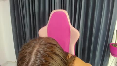 Gissel angel online show from 02/04/25, 01:34