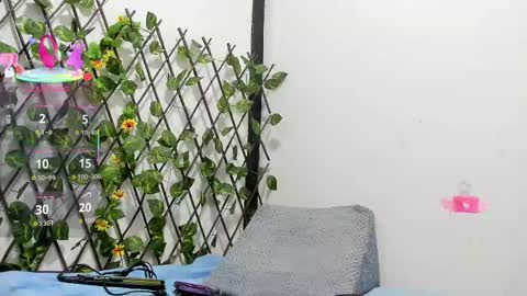 Snapshot of gisselle21 chatting on 09/13/25, 11:21 gissell online show from 09/13/25, 11:21