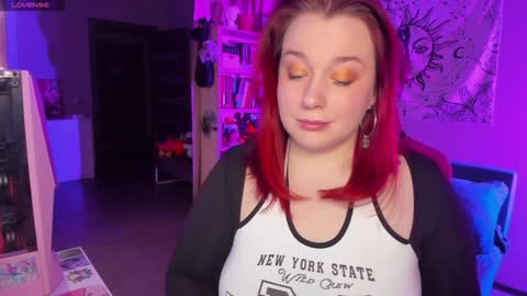 Snapshot of gitera_ chatting on 12/03/24, 09:01 AlexaMillis online show from 12/03/24, 09:01