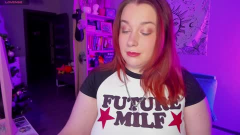 Snapshot of gitera_ chatting on 01/06/25, 09:11 AlexaMillis online show from 01/06/25, 09:11