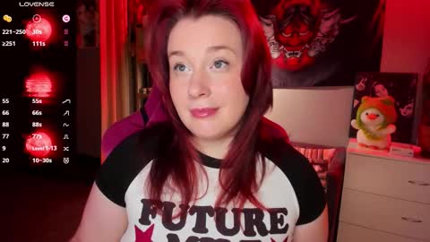 Snapshot of gitera_ chatting on 09/28/25, 09:09 AlexaMillis online show from 09/28/25, 09:09