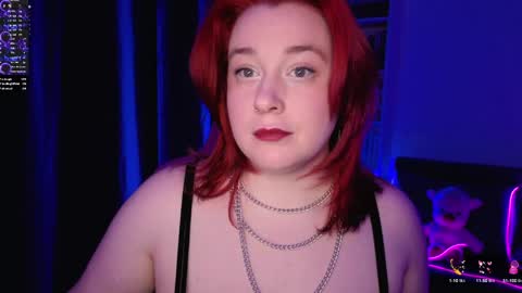 Snapshot of gitera_ chatting on 05/17/26, 09:11 AlexaMillis online show from 05/17/26, 09:11