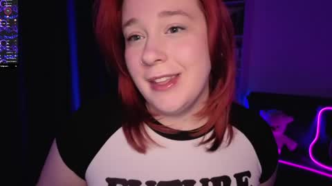 Snapshot of gitera_ chatting on 05/25/26, 09:32 AlexaMillis online show from 05/25/26, 09:32