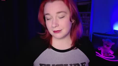 Snapshot of gitera_ chatting on 05/31/26, 09:16 AlexaMillis online show from 05/31/26, 09:16