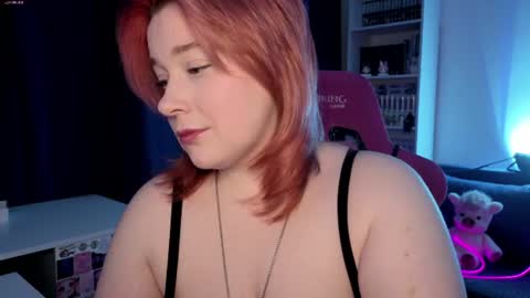 Snapshot of gitera_ chatting on 06/11/26, 09:46 AlexaMillis online show from 06/11/26, 09:46