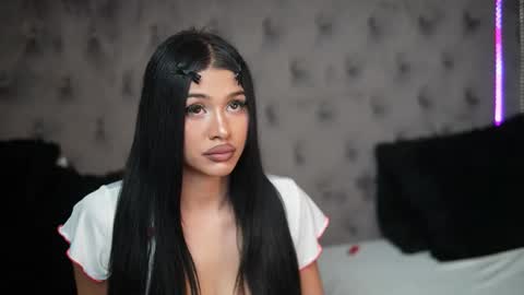  Giulia  online show from 10/12/25, 08:30