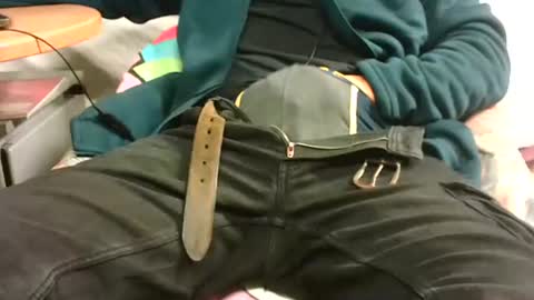 Snapshot of giulio__35 chatting on 11/30/25, 06:39 giulio__35 online show from 11/30/25, 06:39