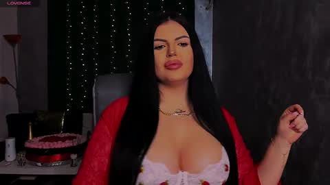 Giulia online show from 02/16/25, 08:11