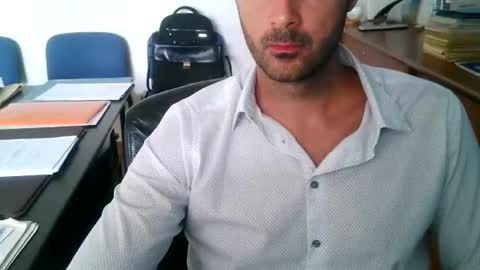 giuseppevai1 online show from 09/23/25, 01:36