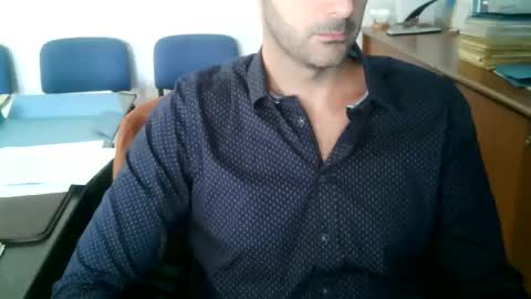 giuseppevai1 online show from 10/02/25, 10:33