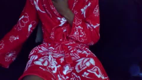 Snapshot of give_us_pleasure chatting on 04/11/26, 07:56 give_us_pleasure online show from 04/11/26, 07:56