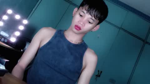 Snapshot of givemethrillx chatting on 03/22/26, 12:58 givemethrillx online show from 03/22/26, 12:58
