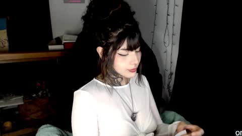 Snapshot of givenom chatting on 12/13/24, 04:54 dirtyvenom online show from 12/13/24, 04:54