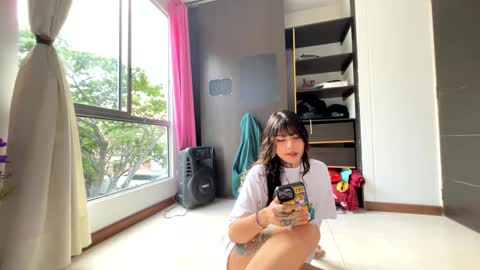 Snapshot of givenom chatting on 02/10/25, 09:47 dirtyvenom online show from 02/10/25, 09:47