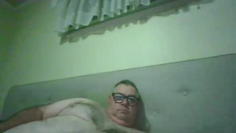 Snapshot of gixxer06 chatting on 06/03/26, 07:00 bi Gixxer online show from 06/03/26, 07:00