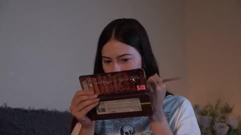 Snapshot of gizefto chatting on 09/18/25, 11:45 Agness online show from 09/18/25, 11:45