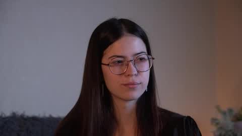 Snapshot of gizefto chatting on 09/20/25, 09:21 Agness online show from 09/20/25, 09:21