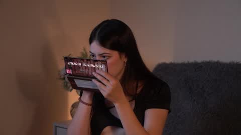 Snapshot of gizefto chatting on 09/22/25, 01:35 Agness online show from 09/22/25, 01:35