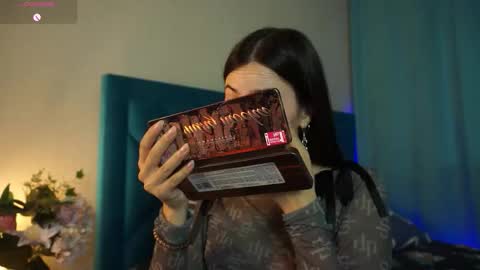 Snapshot of gizefto chatting on 09/23/25, 01:25 Agness online show from 09/23/25, 01:25