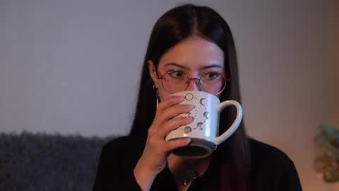 Snapshot of gizefto chatting on 09/29/25, 02:22 Agness online show from 09/29/25, 02:22