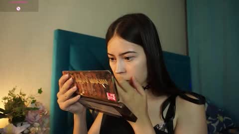 Snapshot of gizefto chatting on 10/02/25, 02:35 Agness online show from 10/02/25, 02:35