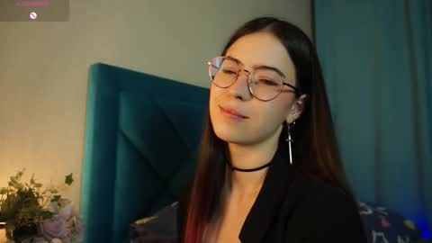 Snapshot of gizefto chatting on 10/09/25, 01:53 Agness online show from 10/09/25, 01:53