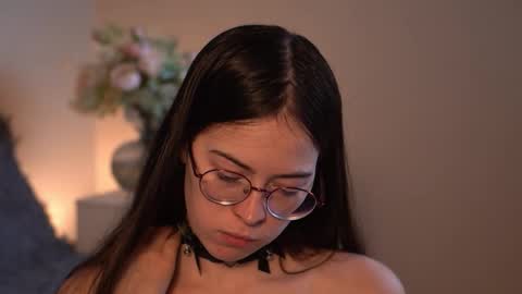 Snapshot of gizefto chatting on 11/28/25, 02:42 Agness online show from 11/28/25, 02:42