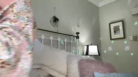 Gl1tter Barbie online show from 10/28/25, 07:01