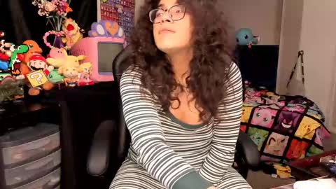 glaceon9 online show from 11/04/25, 01:16