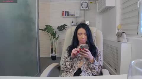 Snapshot of glamkate chatting on 03/07/25, 10:24 online show from 03/07/25, 10:24