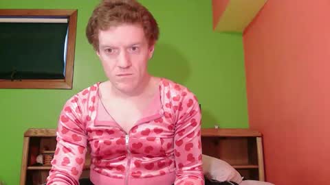 Snapshot of glamtransgoddess15 chatting on 02/24/26, 11:03 glam trans goddess online show from 02/24/26, 11:03