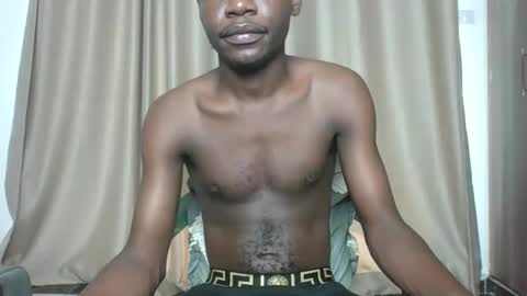 Snapshot of glane_ chatting on 04/14/26, 06:30 James online show from 04/14/26, 06:30