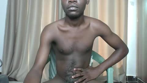 Snapshot of glane_ chatting on 04/16/26, 04:46 James online show from 04/16/26, 04:46