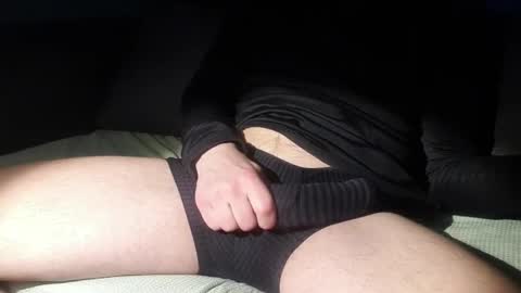 Snapshot of gldnboy85 chatting on 04/14/26, 08:48 gldnboy85 online show from 04/14/26, 08:48